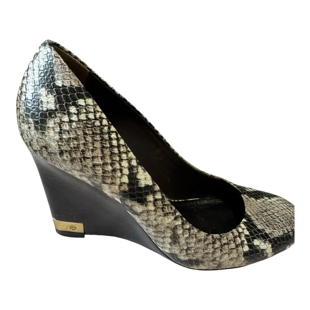 Tory Burch Benton Snakeskin Embossed Leather Wedge Pumps Size 7.5